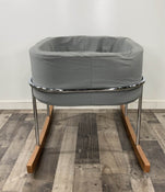 secondhand Wonderfold Baby Bassinet Cradle