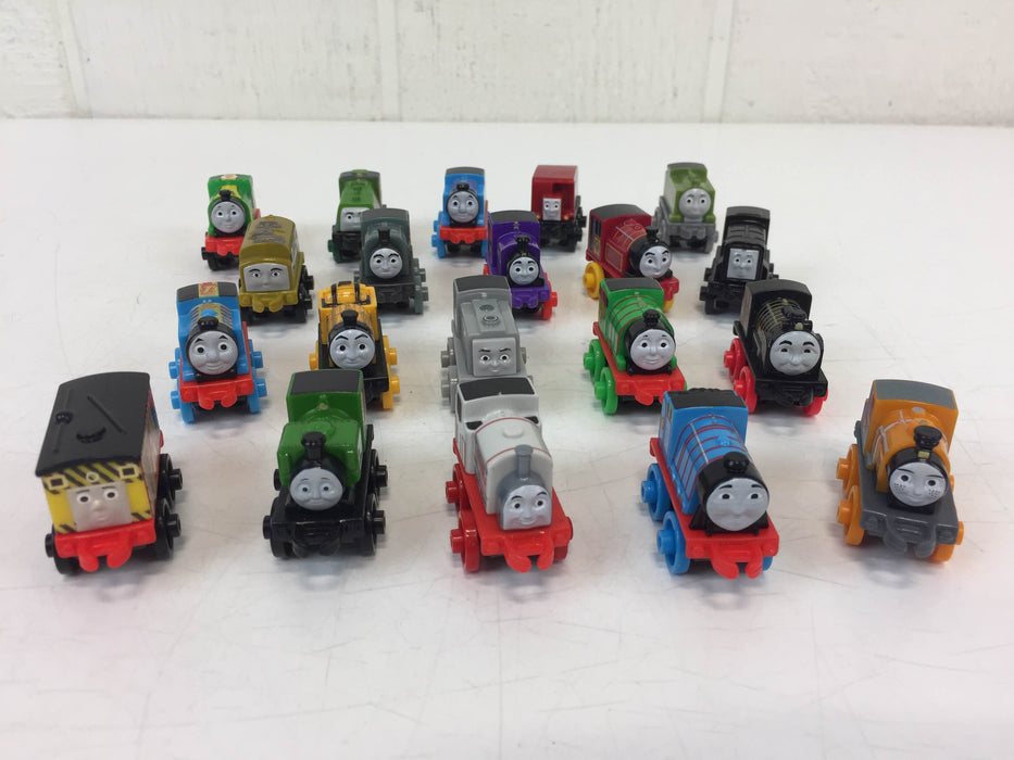 used BUNDLE Thomas Mini Set, With 20 Trains