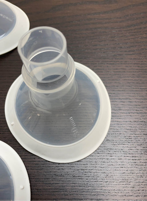 Shop BUNDLE Medela Accessories at GoodBuy Gear