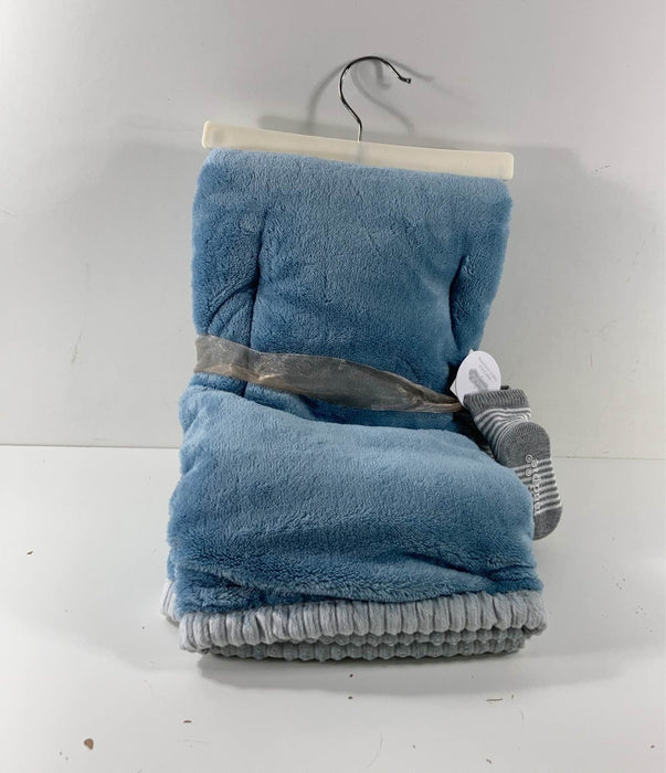 Shop Chickpea Printed Blanket With Plush Comfort Blanket, And Booties at GoodBuy Gear