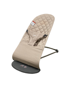 used BabyBjorn Bouncer Bliss, Dark Gray Frame, Sand Gray Cotton Classic Quilt