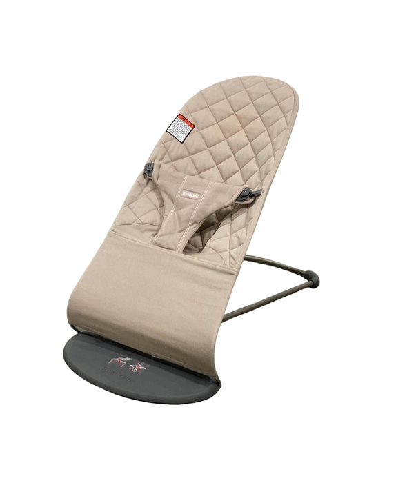 used BabyBjorn Bouncer Bliss, Dark Gray Frame, Sand Gray Cotton Classic Quilt