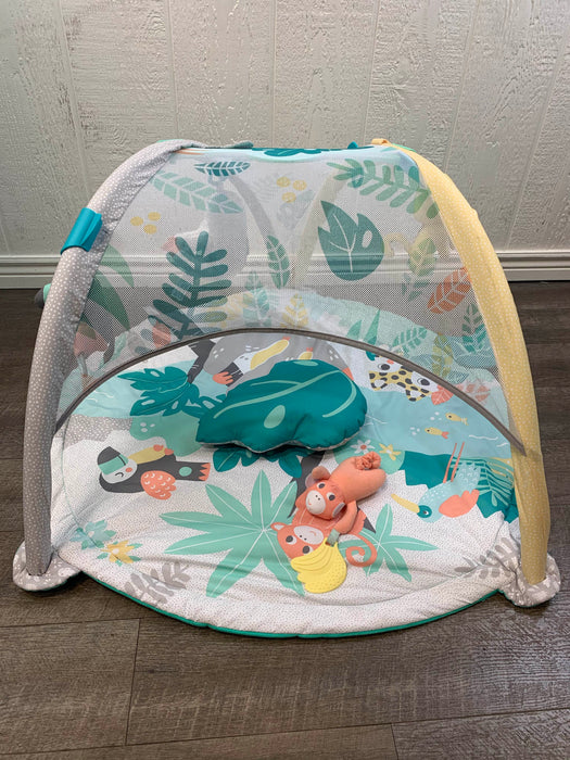secondhand Skip Hop Activity Gym/ Playmat, Giraffe Safari , Tropical paradise