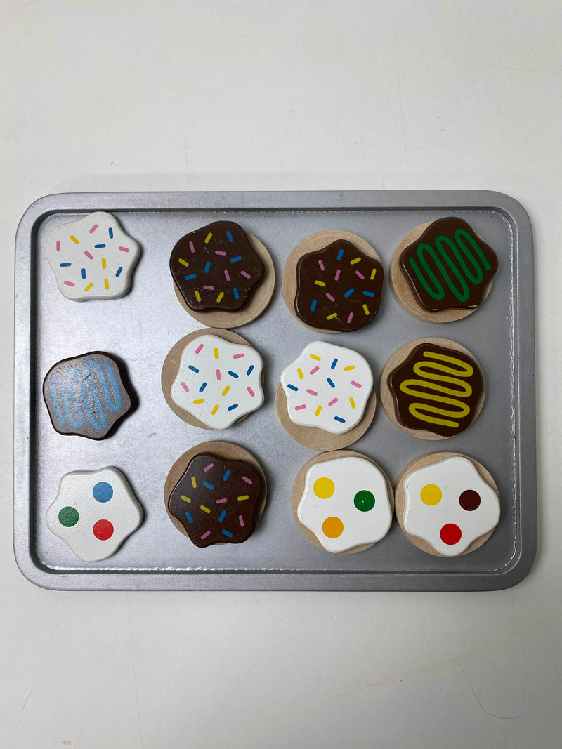 Melissa & Doug Slice and Bake Wooden Cookie Play Food Set