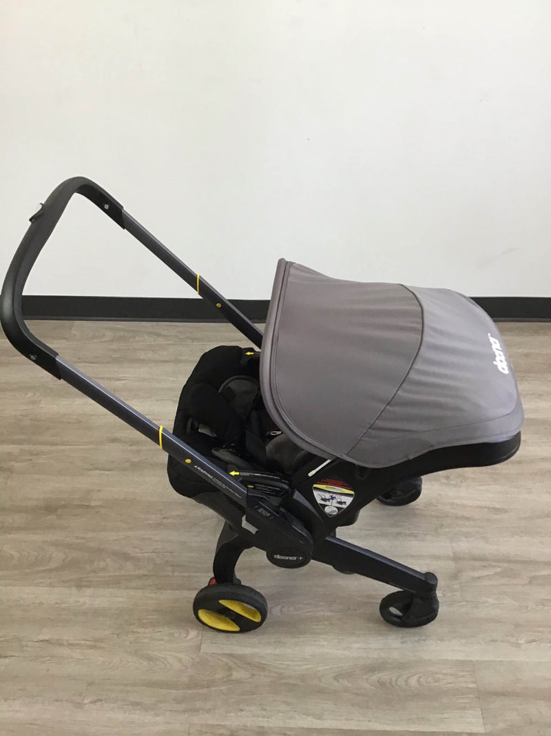 Doona Infant Car Seat & Stroller Combo, 2018, Greyhound