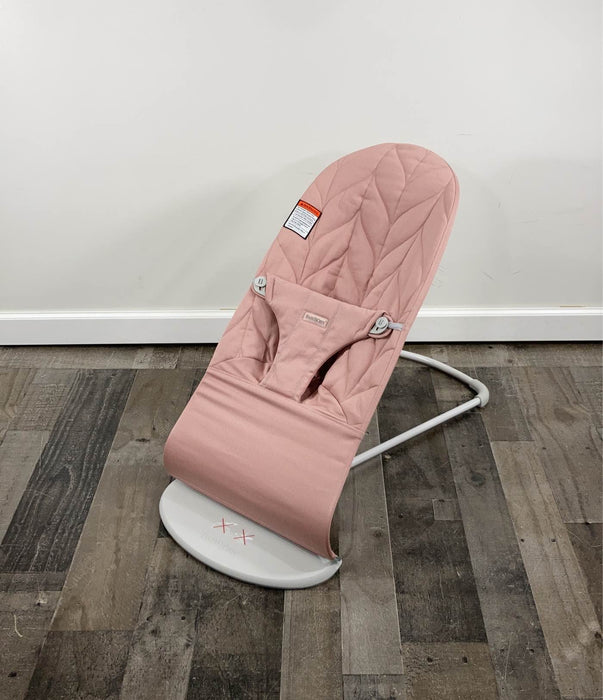 used BabyBjorn Bouncer Bliss, Light Gray Frame, Dusty Pink Cotton Petal Quilt