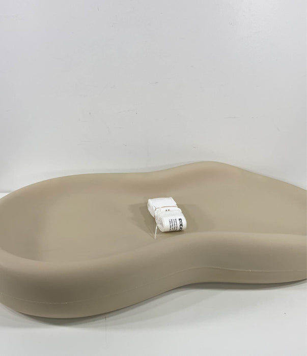Shop Keekaroo Peanut Changing Pad, Vanilla at GoodBuy Gear