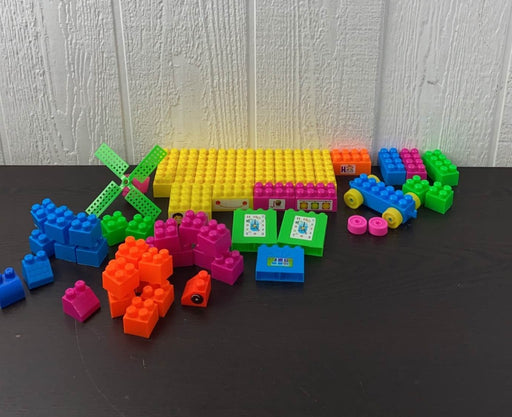 used BUNDLE Duplo Blocks