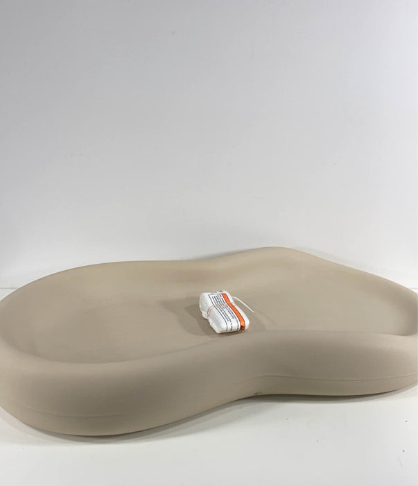 Shop Keekaroo Peanut Changing Pad, Vanilla at GoodBuy Gear