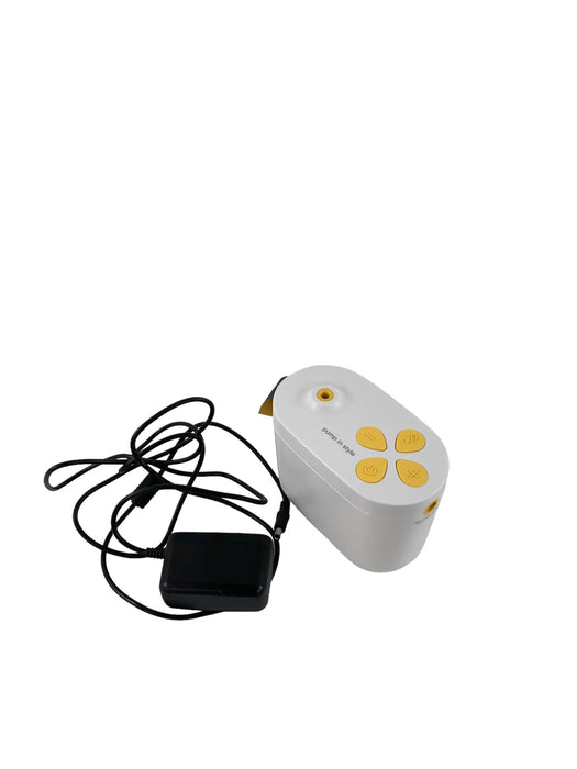 Shop Medela Pump In Style with MaxFlow at GoodBuy Gear