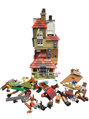 LEGO Harry Potter: Attack on The Burrow (75980) for sale online