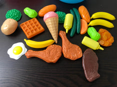 secondhand BUNDLE Play Food and Dishes