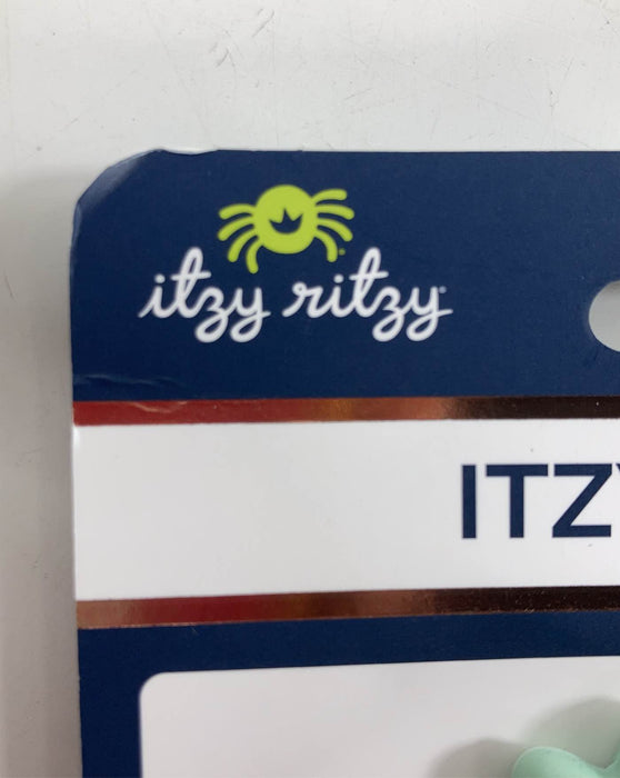 secondhand Itzy Ritzy Munch Mitt