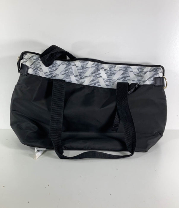 secondhand Carter’s Always Ready Tote Diaper Bag