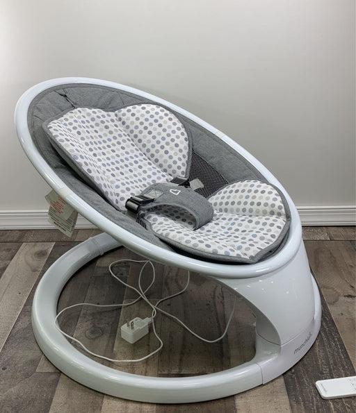 secondhand Munchkin Bluetooth Enabled Baby Swing