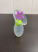 Shop Haakaa With Flower Stopper at GoodBuy Gear
