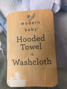 secondhand Modern Baby Hooded Towel And Washcloth Set