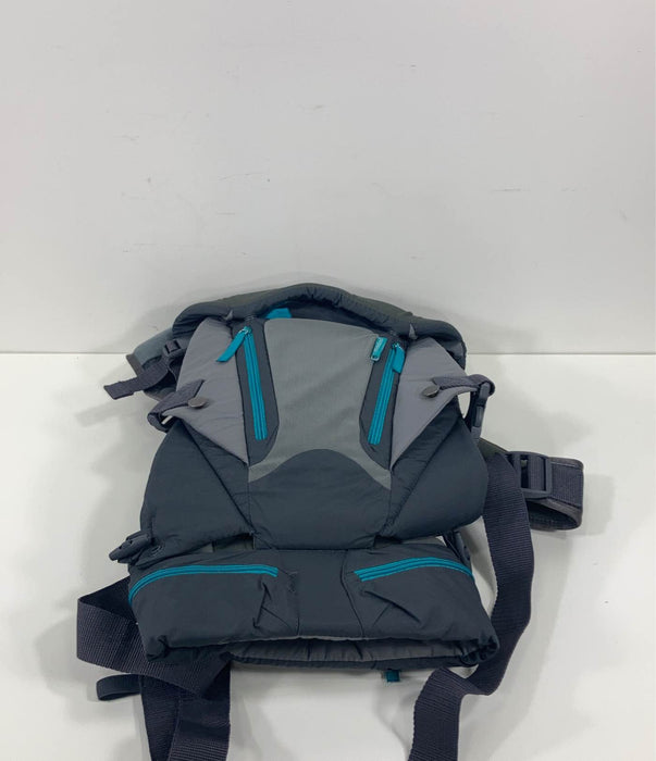 used Infantino Carry On Multi Pocket Carrier