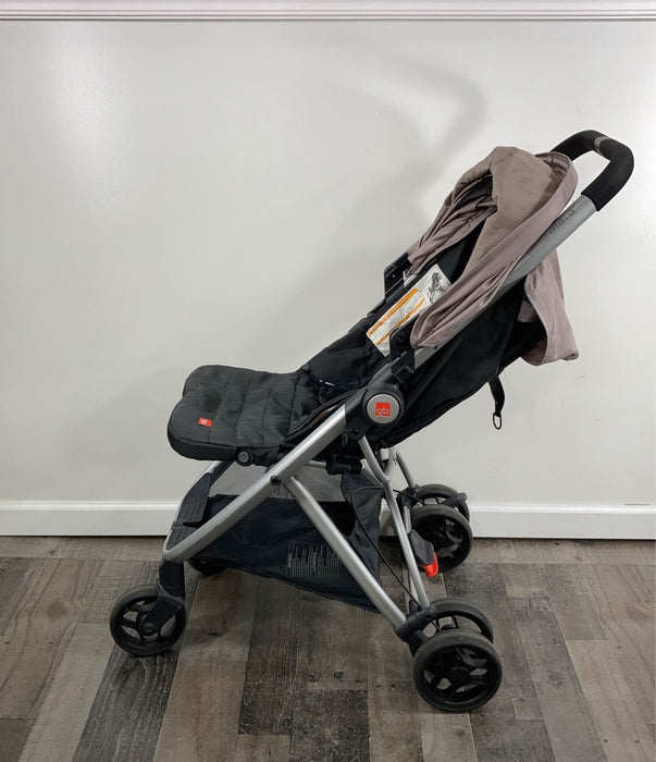 used gb Alara Stroller