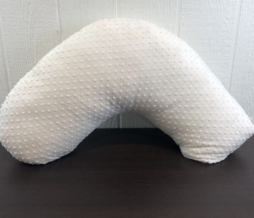 used Luna Lullaby Nursing Pillow