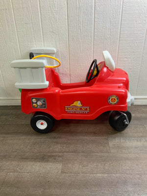 little tikes spray & rescue fire truck