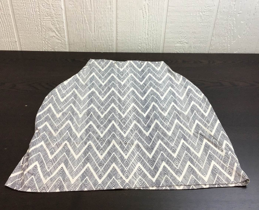 used Skip Hop Nursing Cover