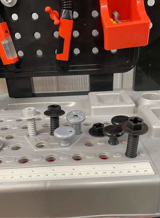 Black+Decker Tool Bench