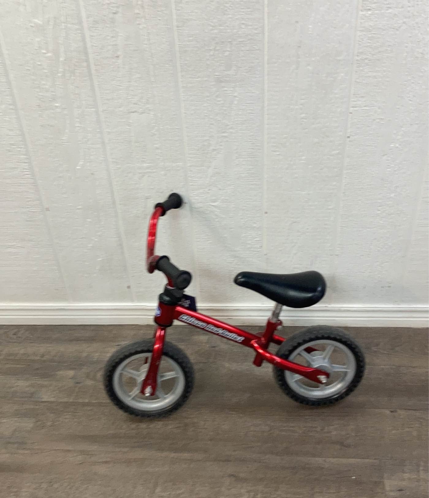 Chicco red bullet 2024 balance training bike