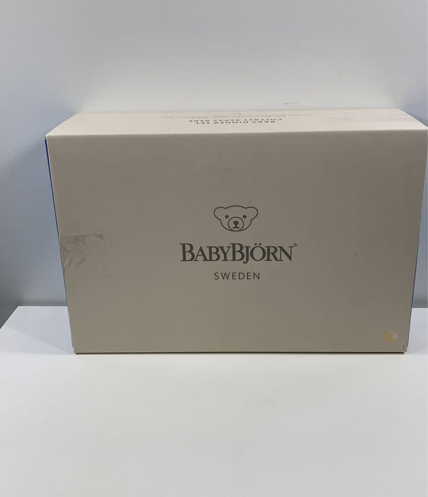 secondhand BabyBjorn Baby Dinner Set