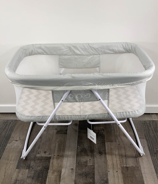 used MiClassic Rocking Bassinet One-second Fold Travel Crib