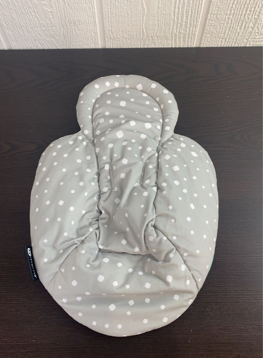 secondhand 4moms Reversible Newborn Insert