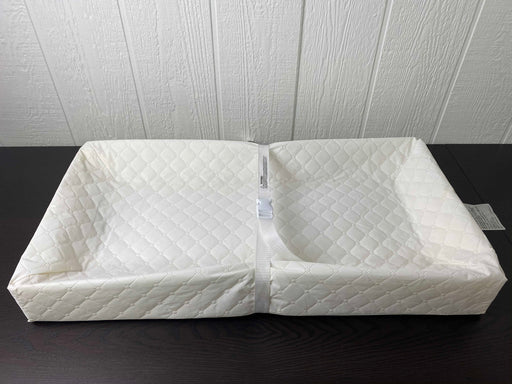 secondhand Summer Infant Contoured Changing Pad