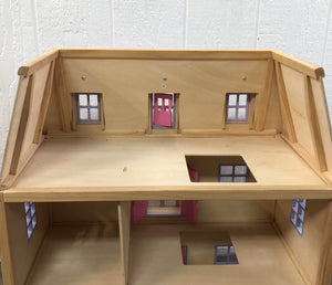 Multi-Level Dollhouse- Melissa and Doug