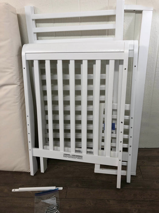 secondhand Million Dollar Baby Reagan 4 In 1 Convertible Crib