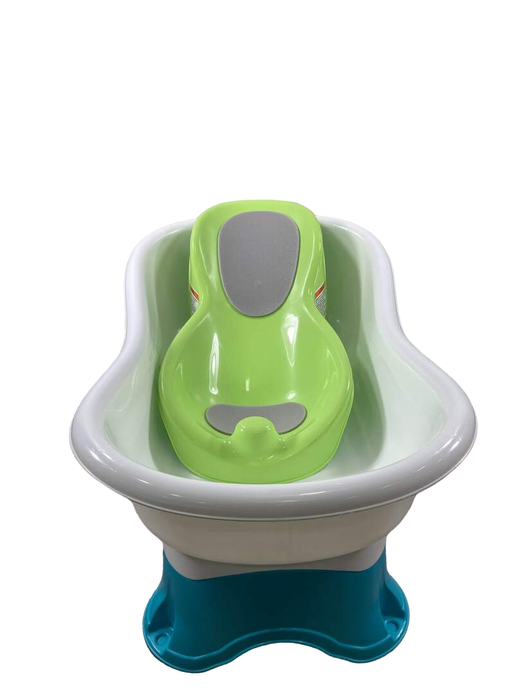 Shop Summer Infant Comfort Height Bath Center With Step Stool at GoodBuy Gear
