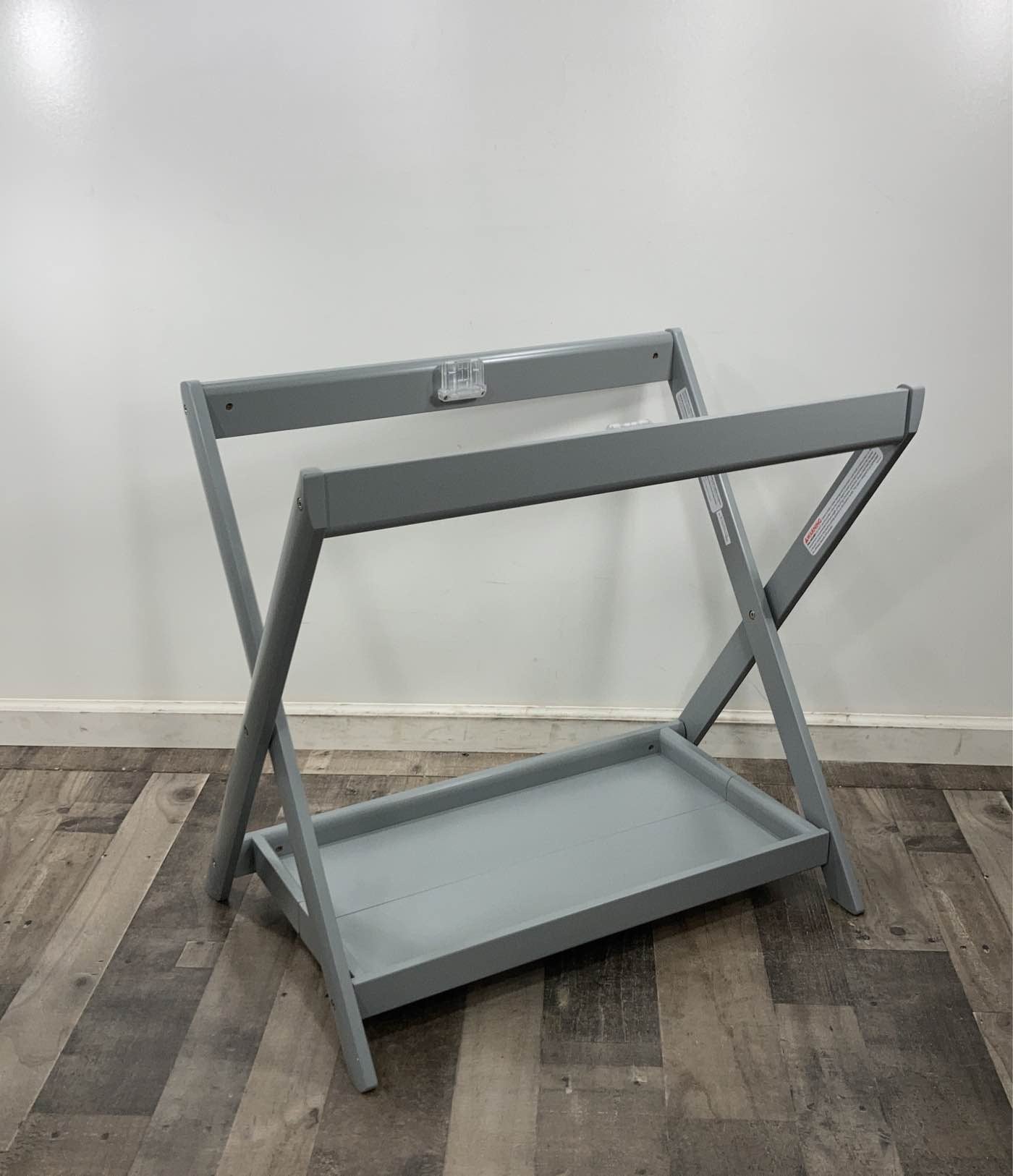 Uppababy bassinet shop stand grey