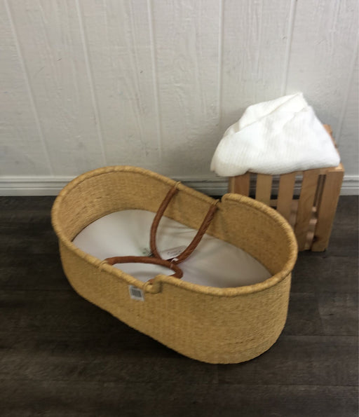 secondhand Design Dua Natural Bilia Bassinet-HIDDEN NEED PICTURES