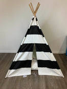 used Crate & Kids Teepee