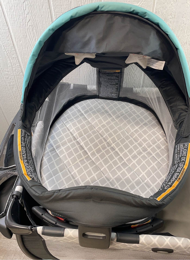 Graco Pack 'n Play Travel Dome DLX Playard