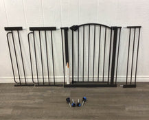 used Regalo Arched Decor Safety Gate