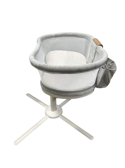 secondhand Halo BassiNest Swivel Sleeper Luxe Series