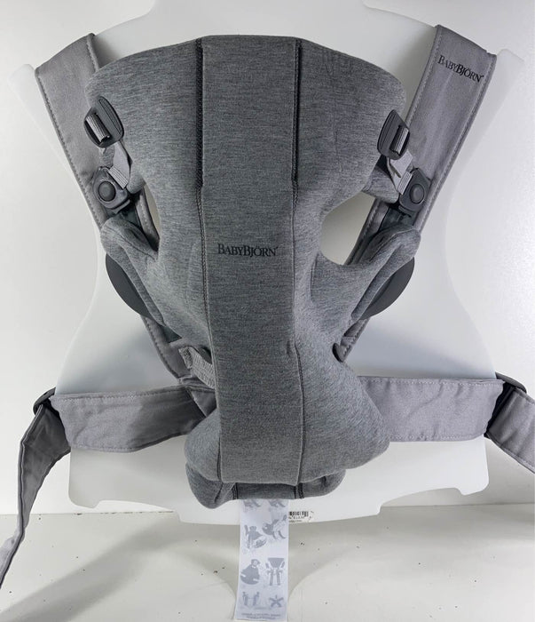 used BabyBjorn Baby Carrier Mini, Light Gray 3D Jersey