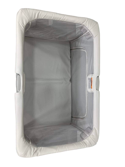 secondhand Chicco Alfa Lite Lightweight Travel Playard