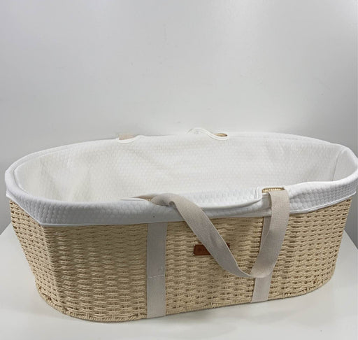 used Design Dua Ark Bassinet