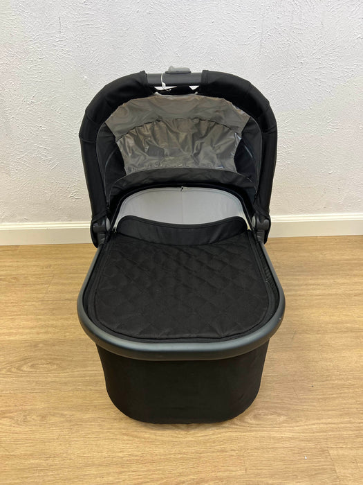 used UPPAbaby Bassinet, Jake (Black), 2015