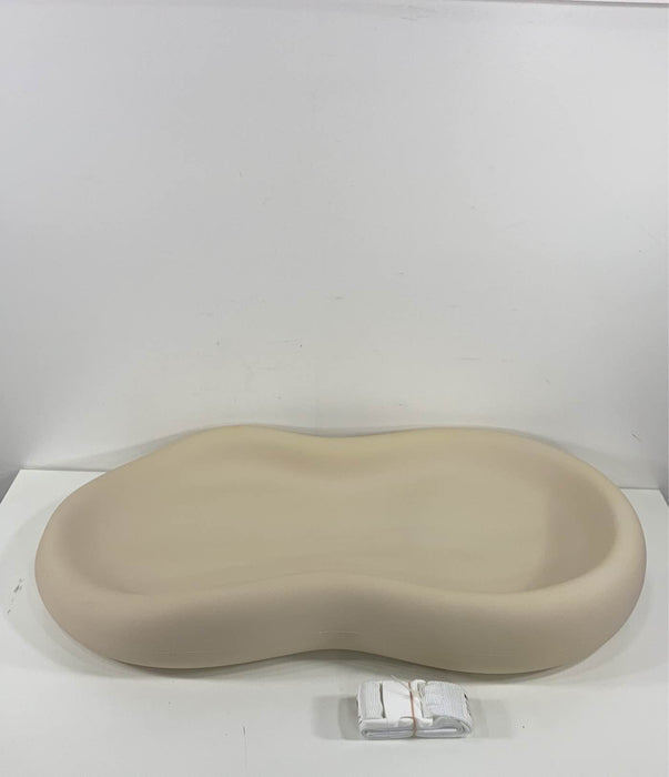 Shop Keekaroo Peanut Changing Pad, Vanilla at GoodBuy Gear