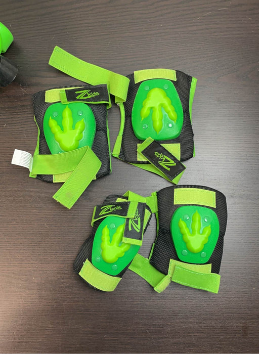 secondhand Roller Derby Roller Skates With Interchangeable In-line And Quad Skates, Medium (shoe size 3-6)