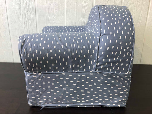 secondhand Plush Chair