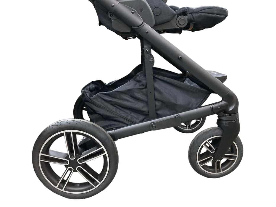 Nuna Mixx Next + Pipa Urbn Travel System, 2023, Caviar