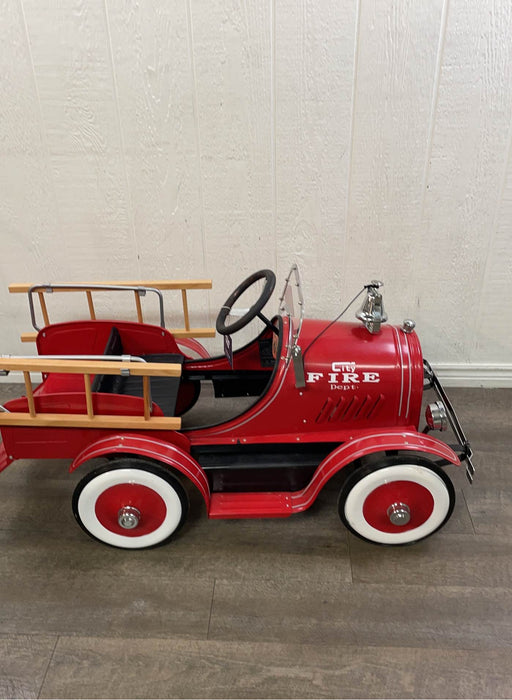 secondhand Golden Wheel Die Casting Factory Ltd. City Fire Department Pedal Truck